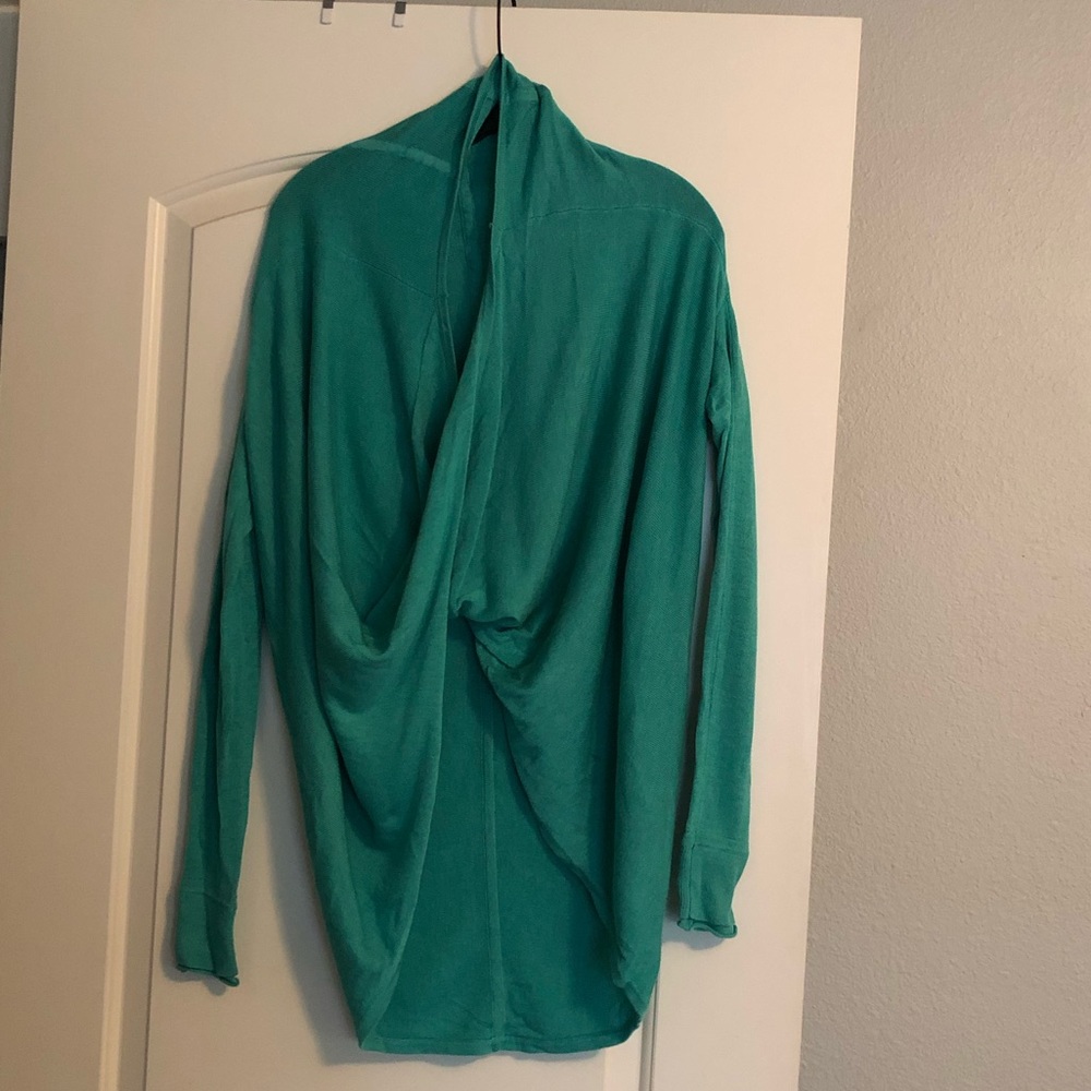 Lululemon - two way sweater, sea green size 4